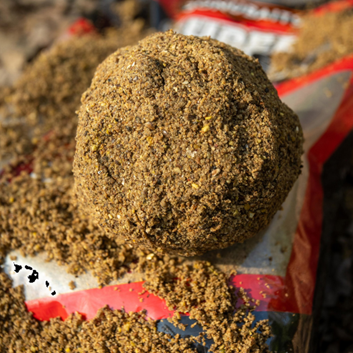 Sonubaits Super Feeder Roach 2 KG