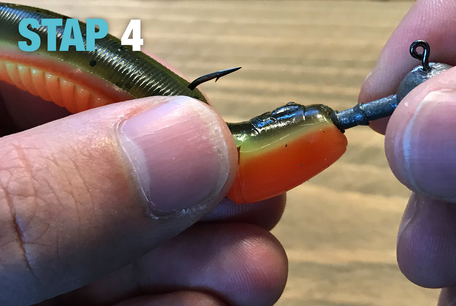 Prik je loodkop door de shad