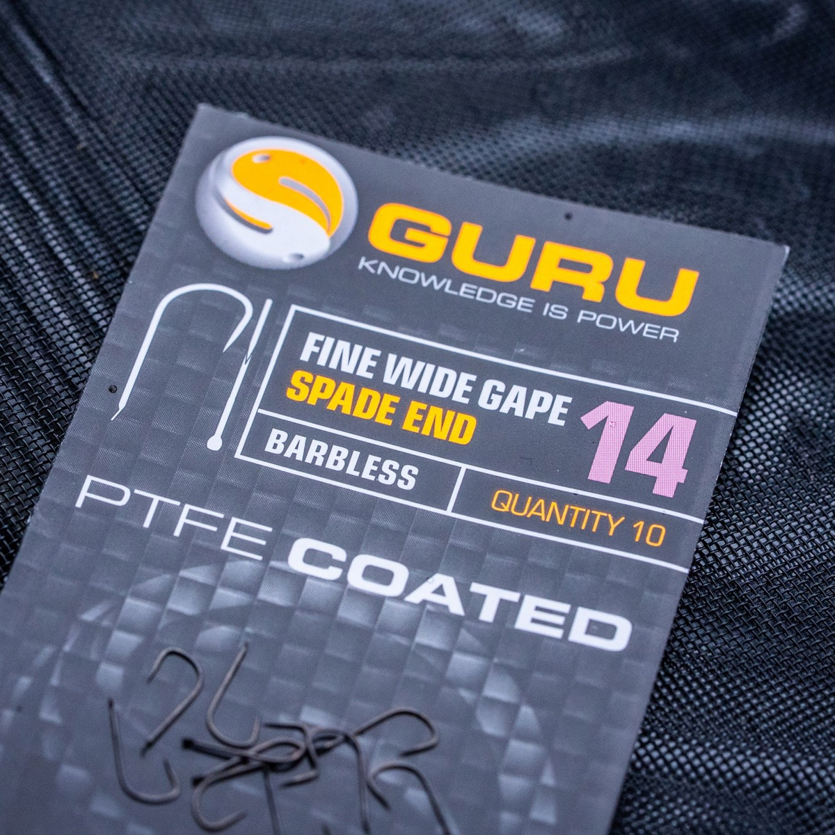 Guru Fine Wide Gape Hooks Barbless - Spade End