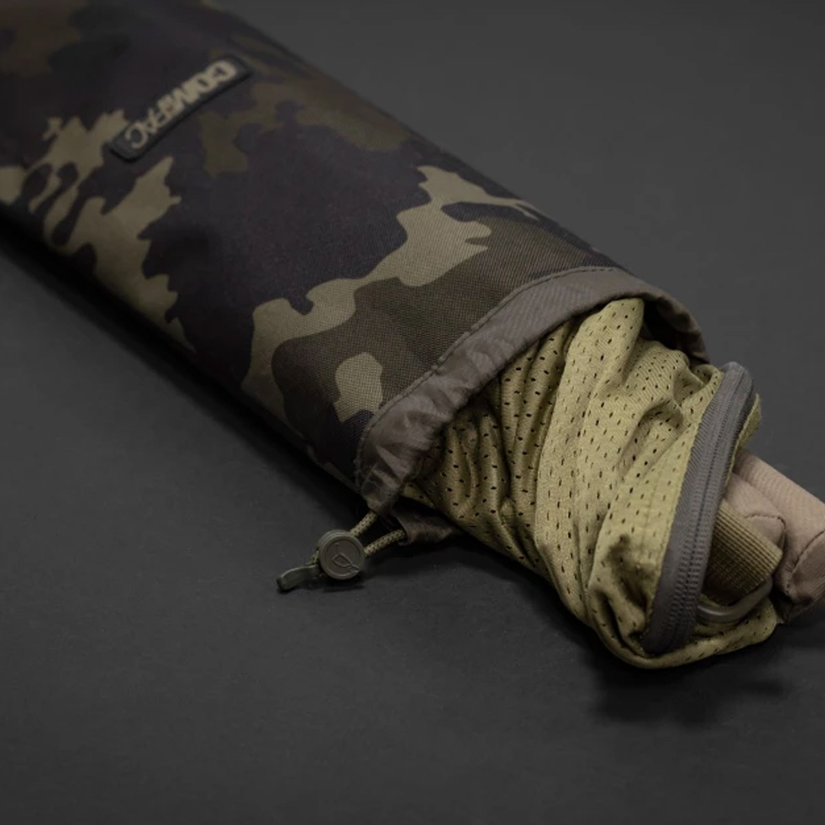 Korda Compac Stink Sleeve 46in Dark Kamo