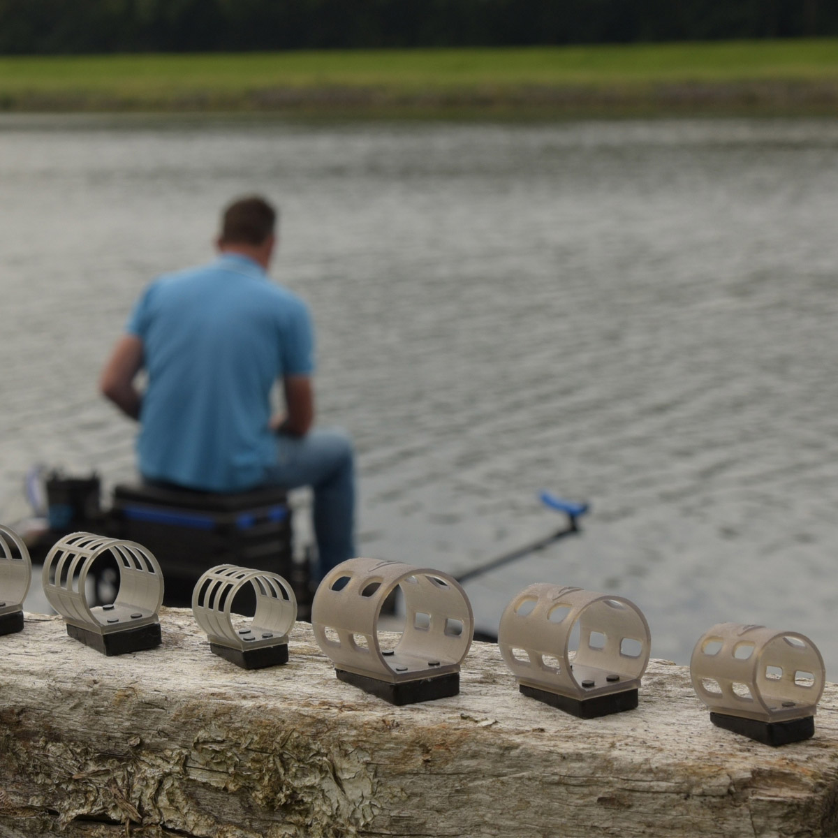 Cresta Plastic Open End Feeder Small