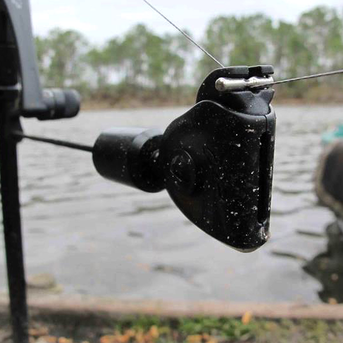 Fox MK2 Illuminated Swingers Black