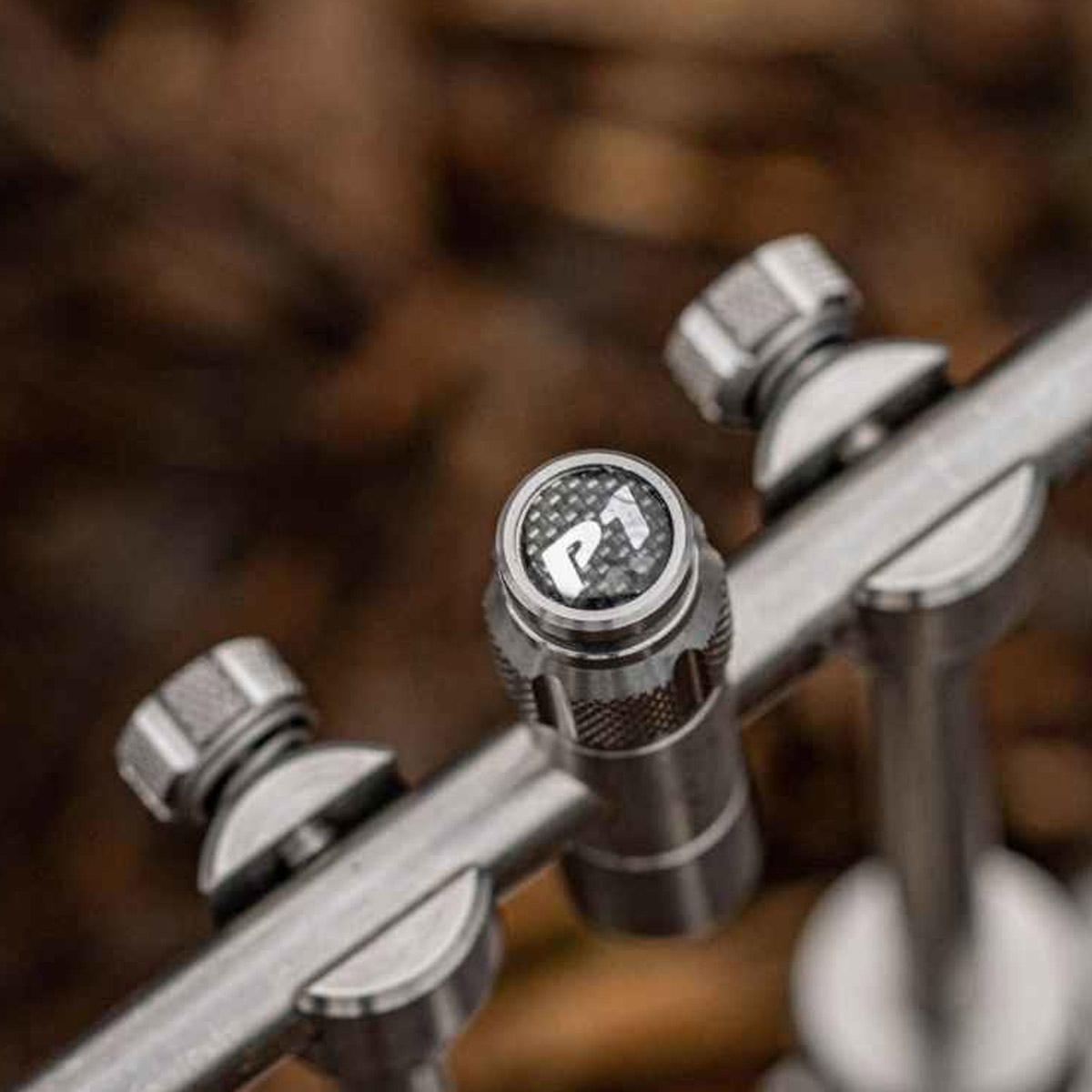 Solar Loc-Down Adaptor & Buzz Bar Blanking Cap