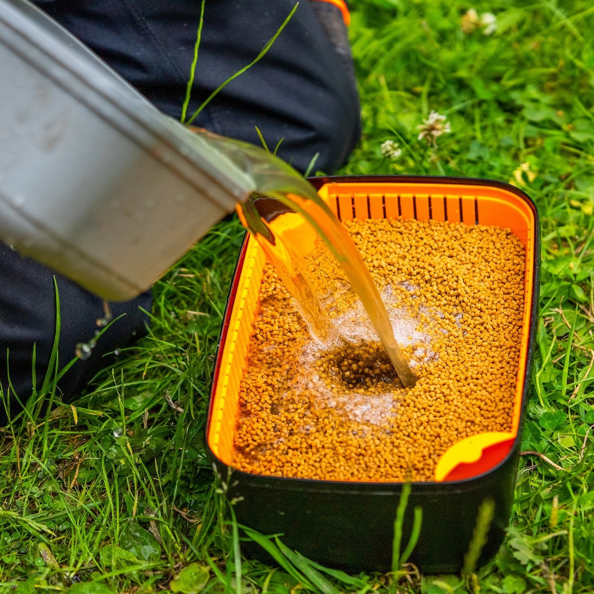 Guru 5 Pint Bait Strainer