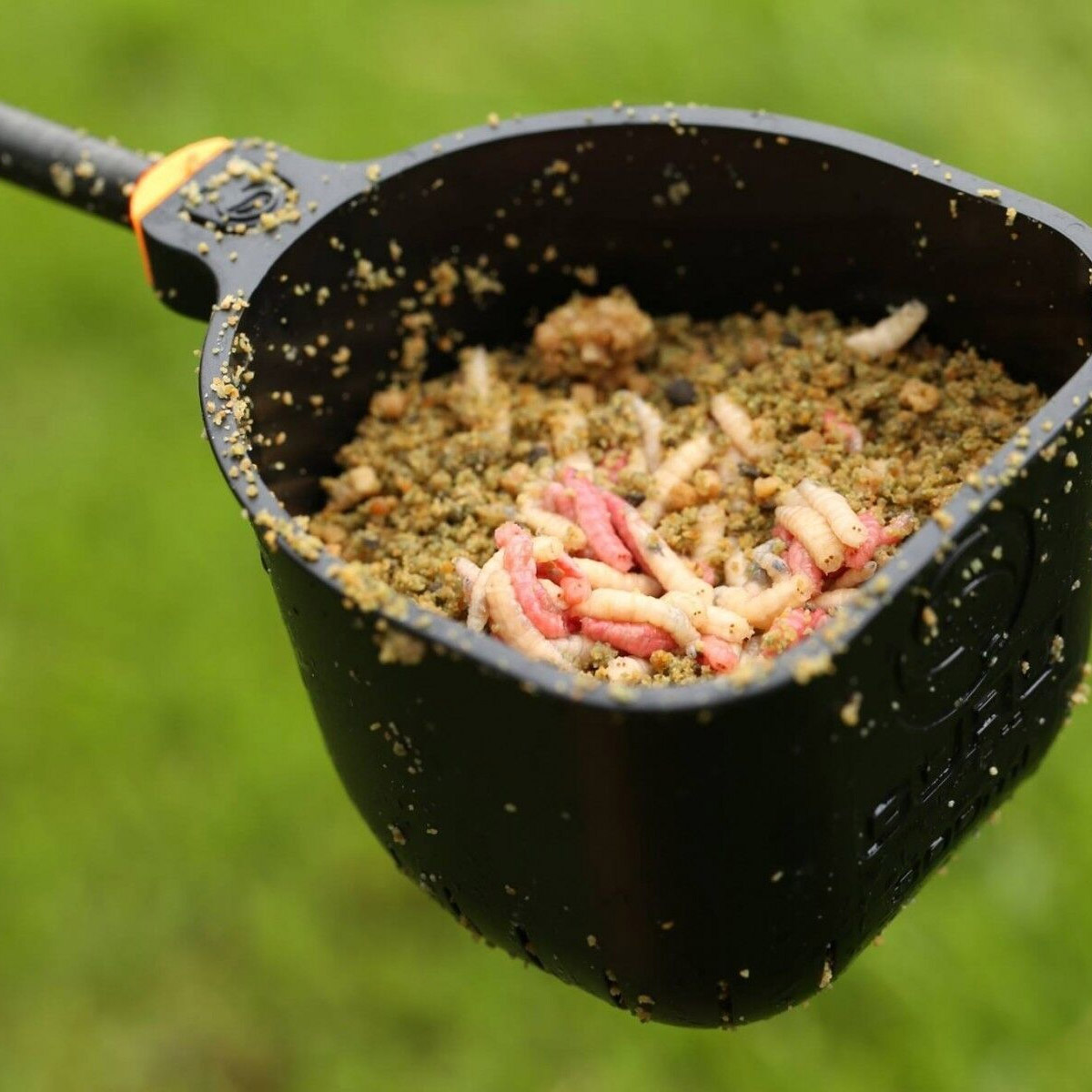 Guru Rapid Release Pole Cups