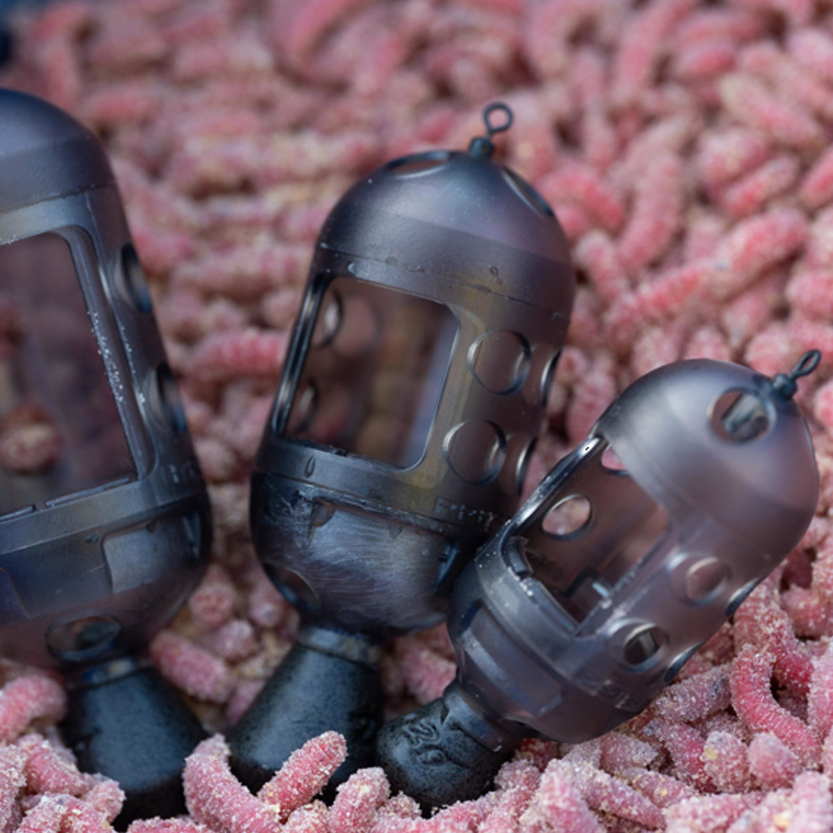 Preston Innovations Carp Maggot Feeder Large