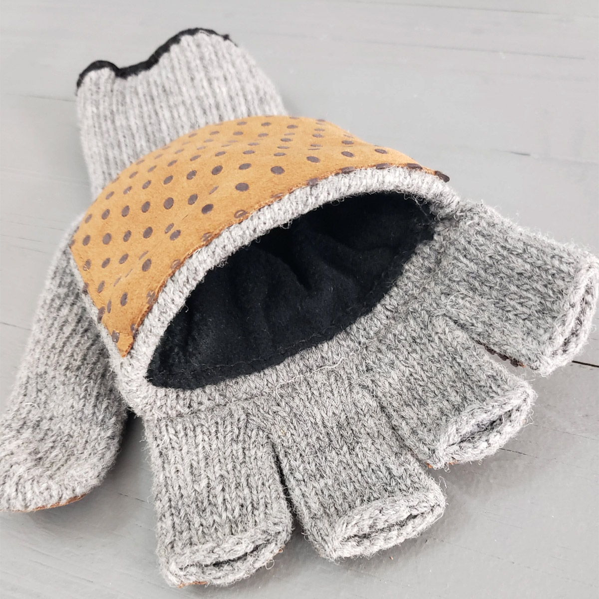 Fish Monkey Wooly Mitten Flip-Top Wool Glove - Grey