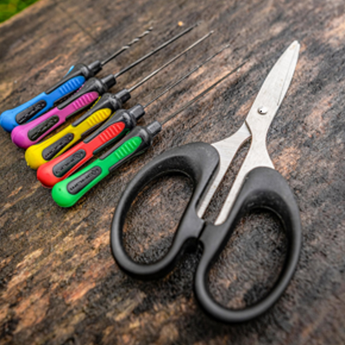 Korum Baiting Tool & Scissor Set