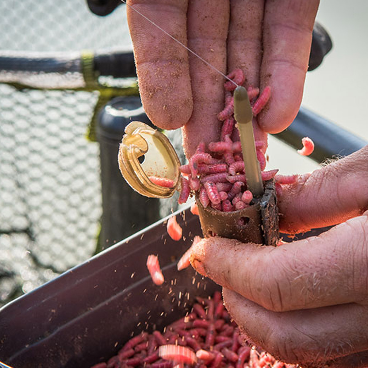 Fox Matrix Inline Maggot Feeder Small