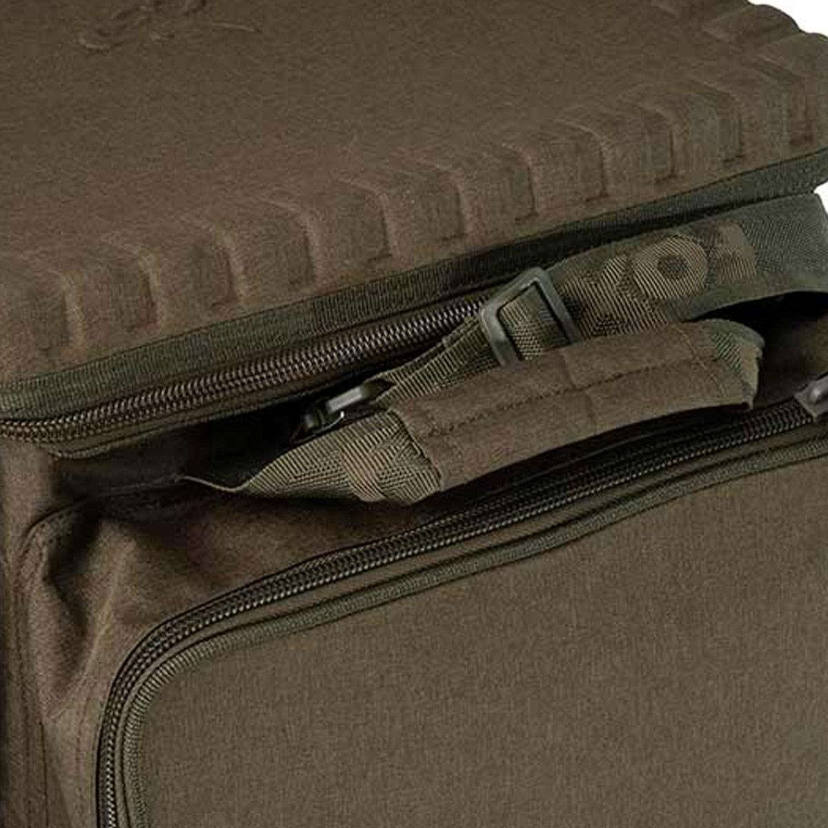 Fox Voyager® Large Barrow Bag