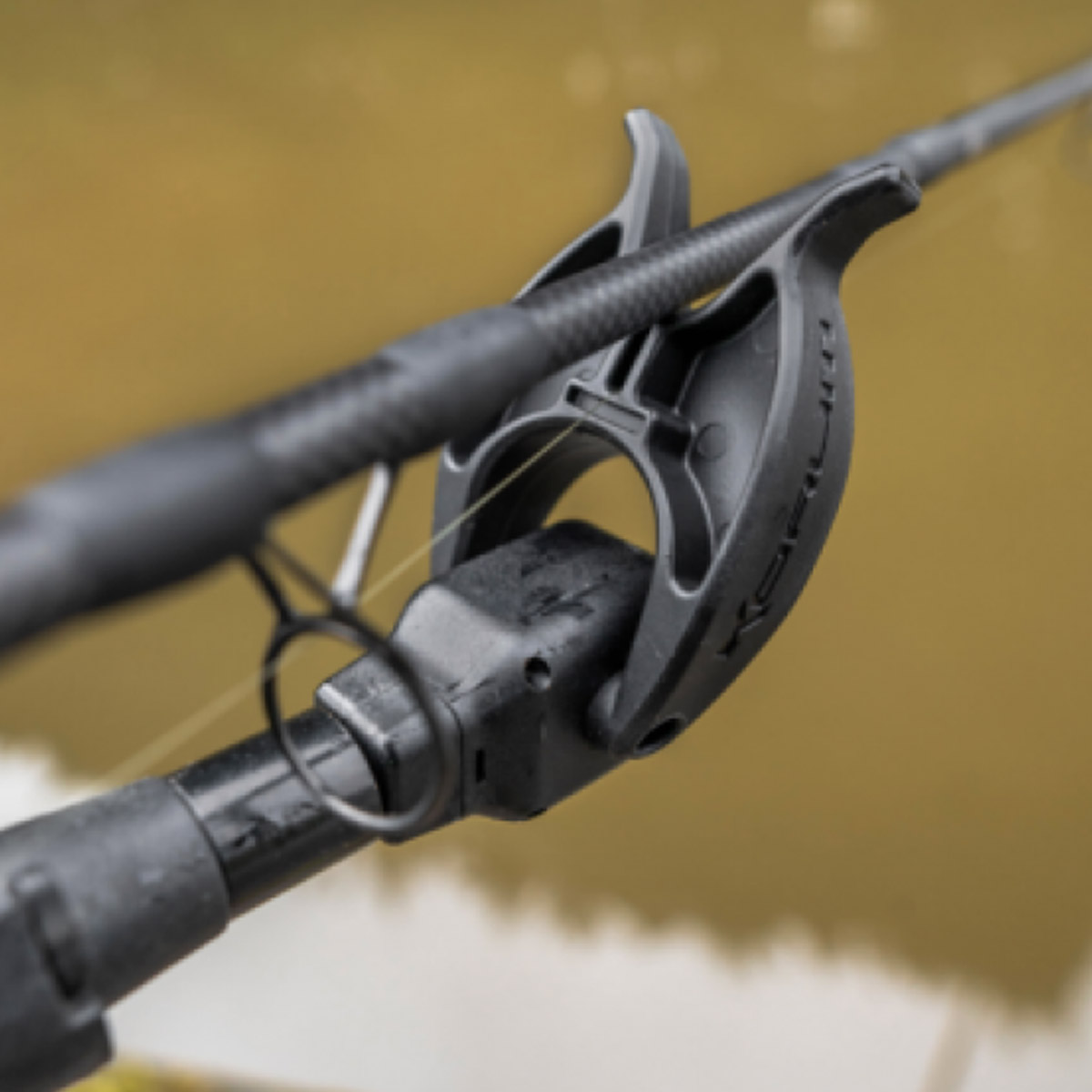 Korum Angle Tilt Compact Rest