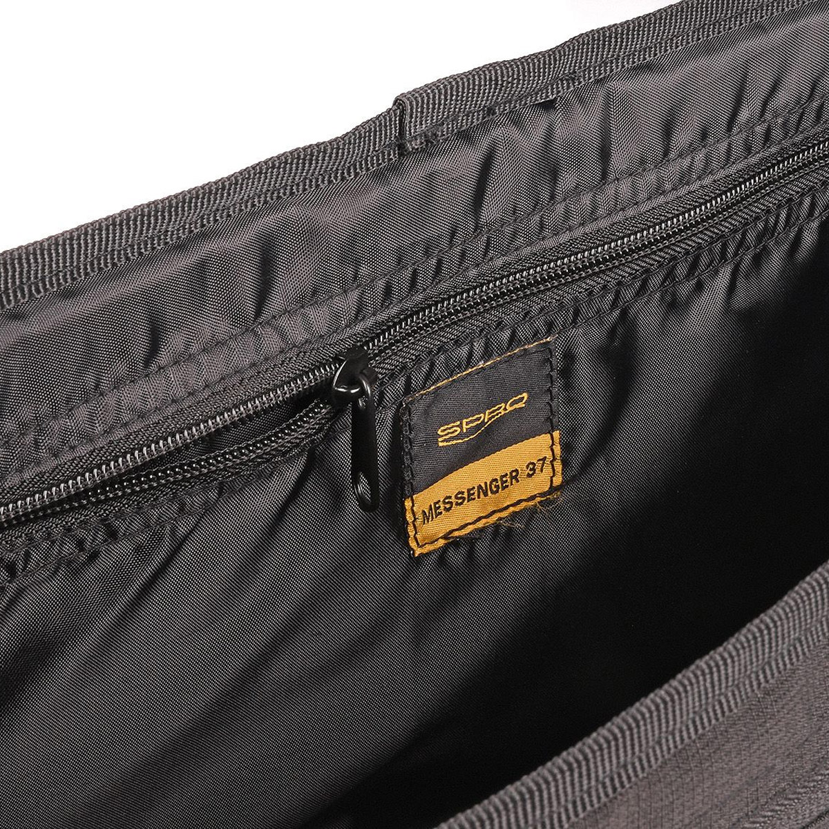 Sac à bandoulière Spro 37