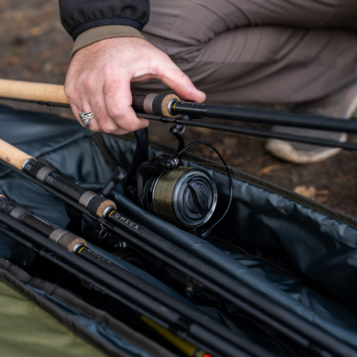 Korum Progress Folding Holdall 196 CM - 3 Rod