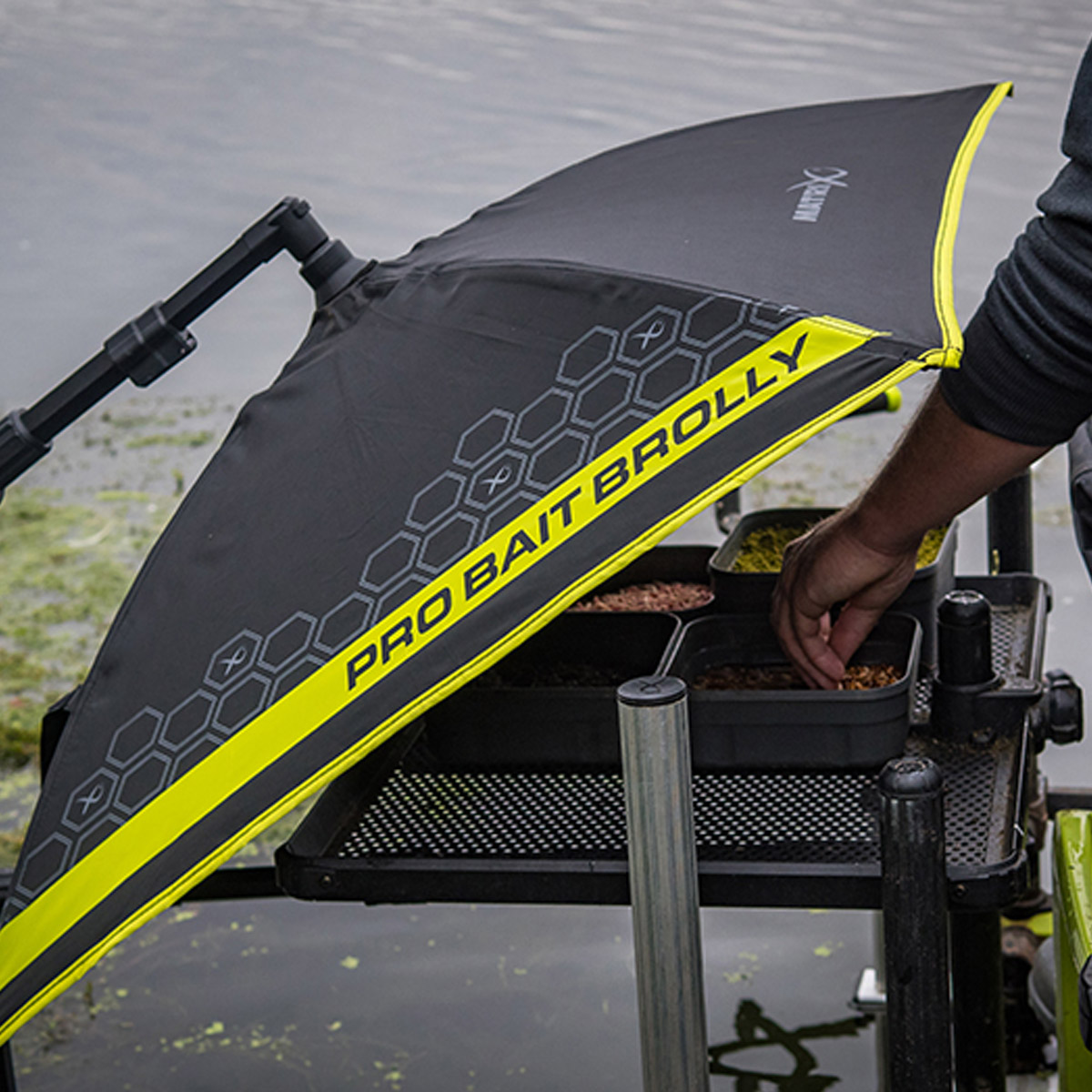 Matrix Pro Bait Brolly