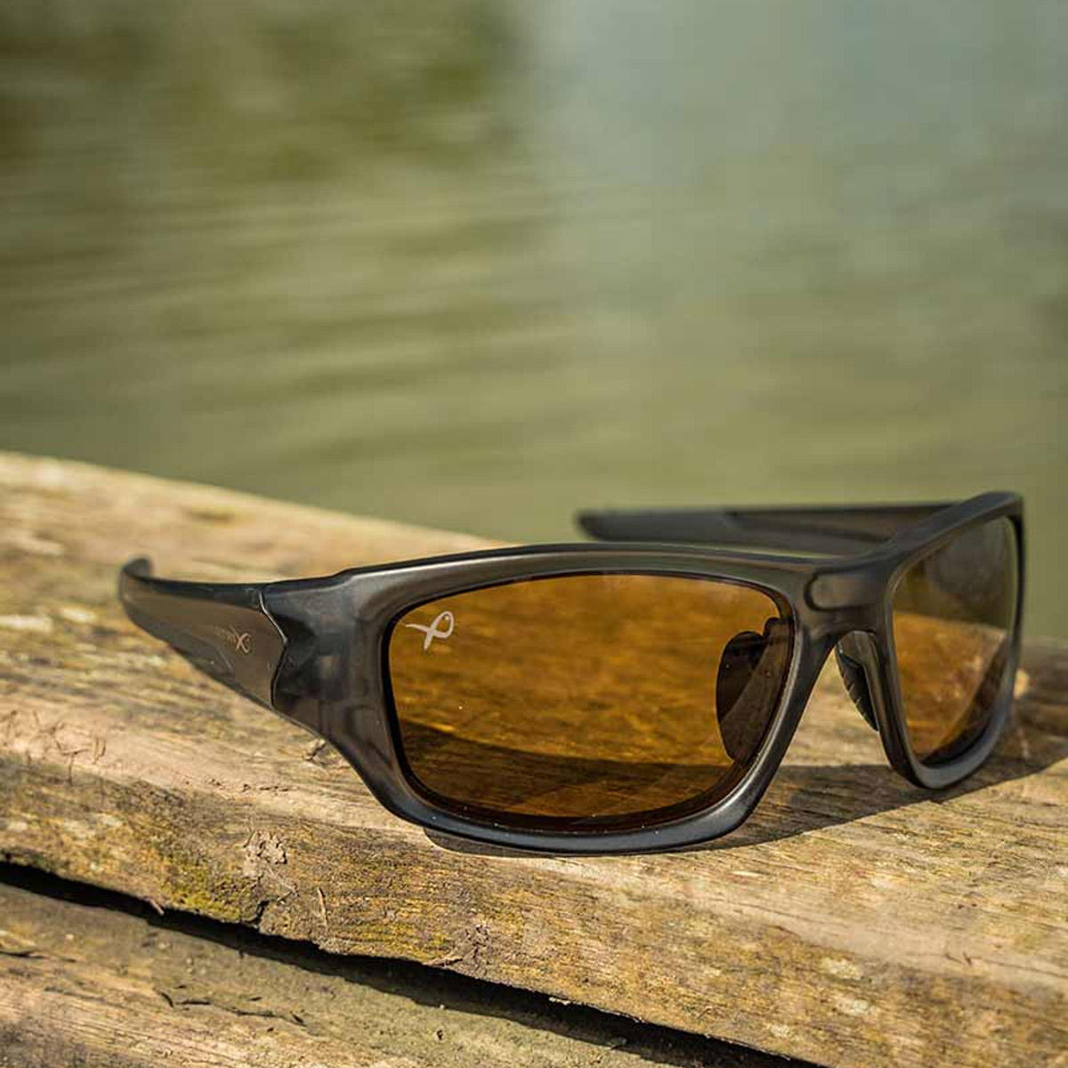 Matrix Wraps Polarised Sunglasses