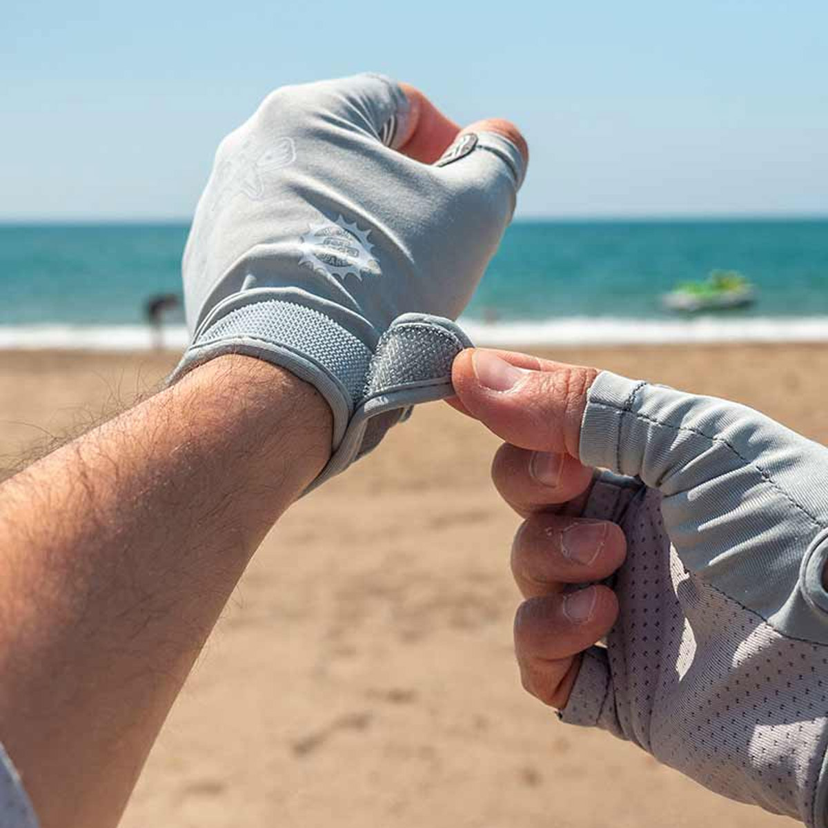 Fox Rage Lightweight UV Gloves