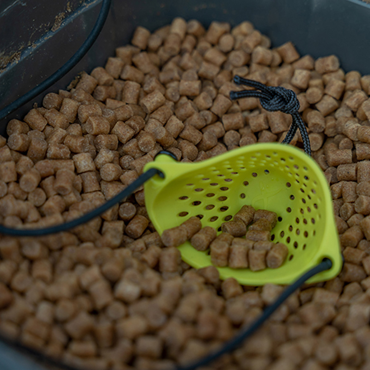 Fox Matrix Slik Catapult Medium - Light Elastic