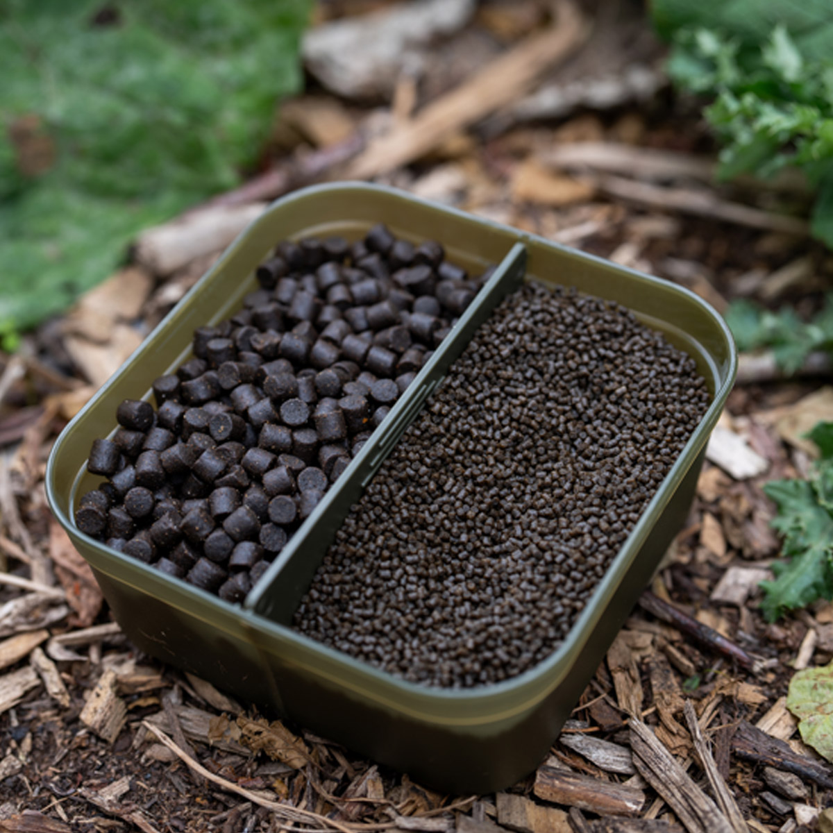 Korum Divided Bait Tub