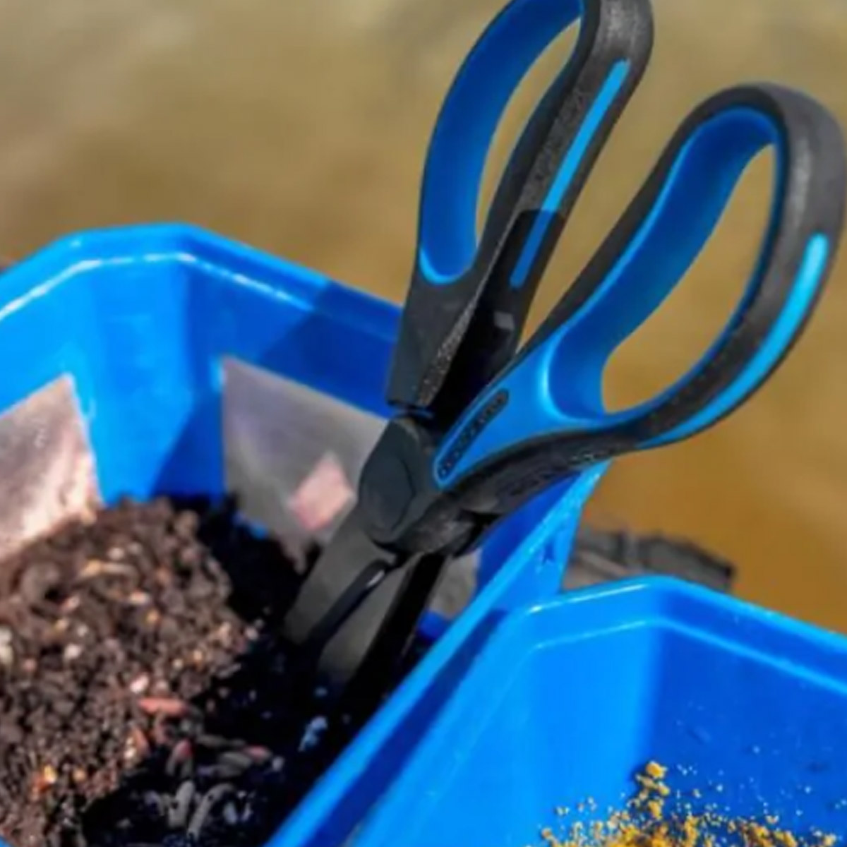 Preston Innovations Worm Scissors