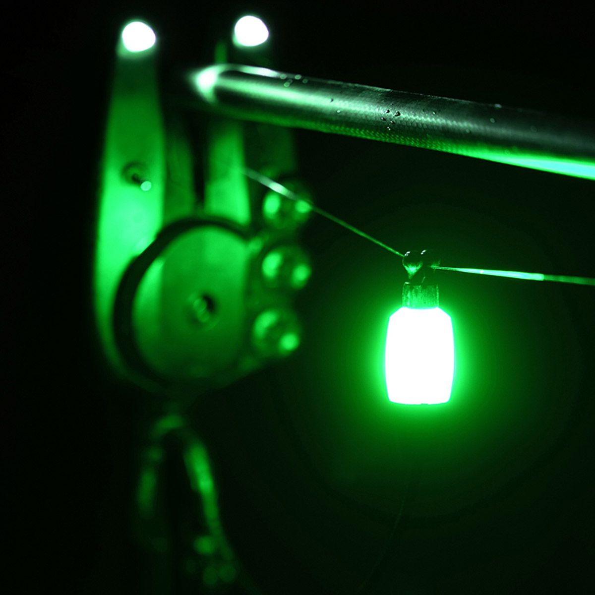 Fox Black Label Dinky Halo Bobbins